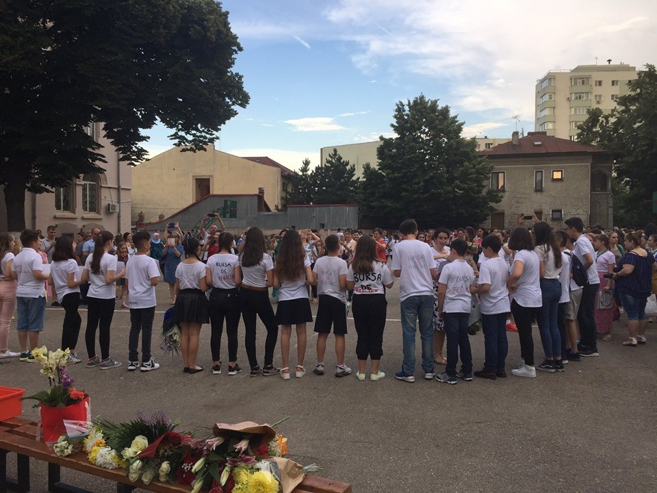 Sfarsit de an scolar djmedia:28